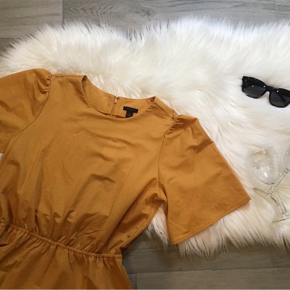 Ann Taylor Peplum Mustard Short Sleeve Blouse